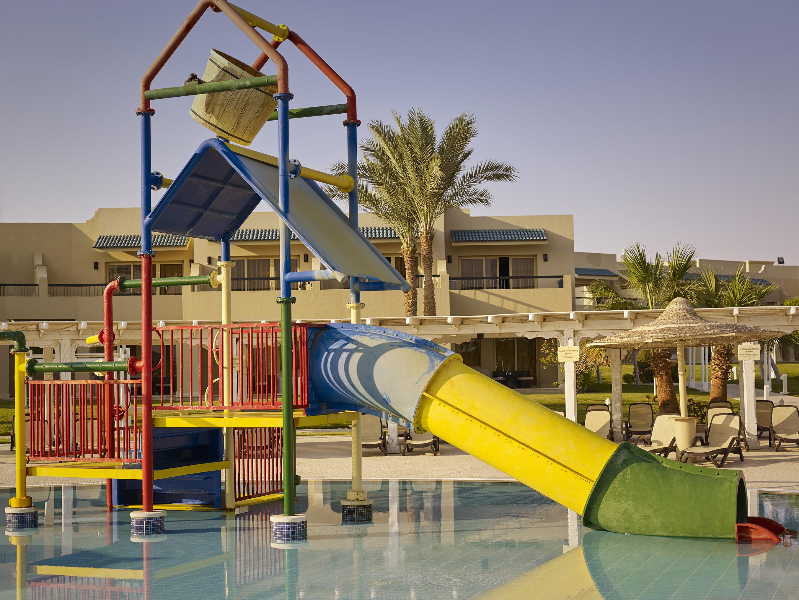 Coral Sea And Aqua Park Üdülőközpont 5*